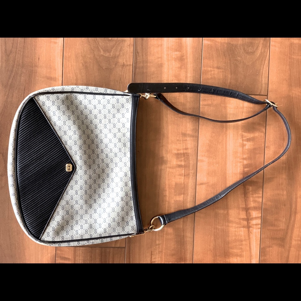 Navy blue rare vintage Gucci hobo